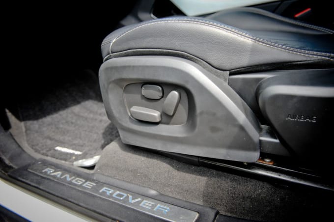 2025 Land Rover Range Rover Evoque