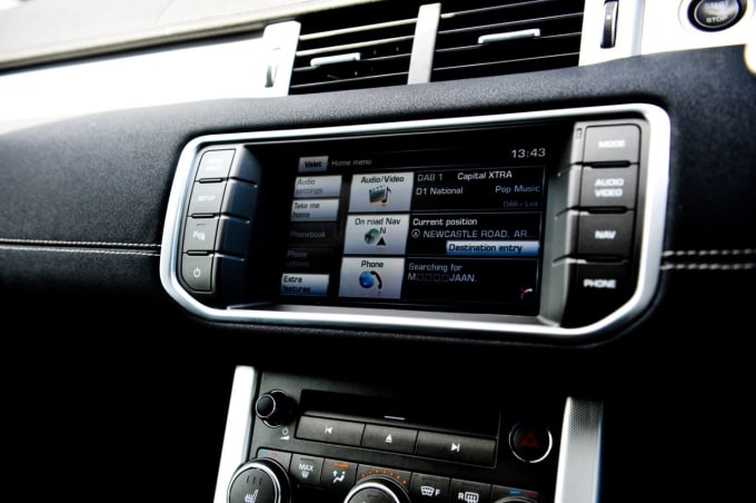 2025 Land Rover Range Rover Evoque