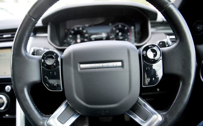 2025 Land Rover Discovery