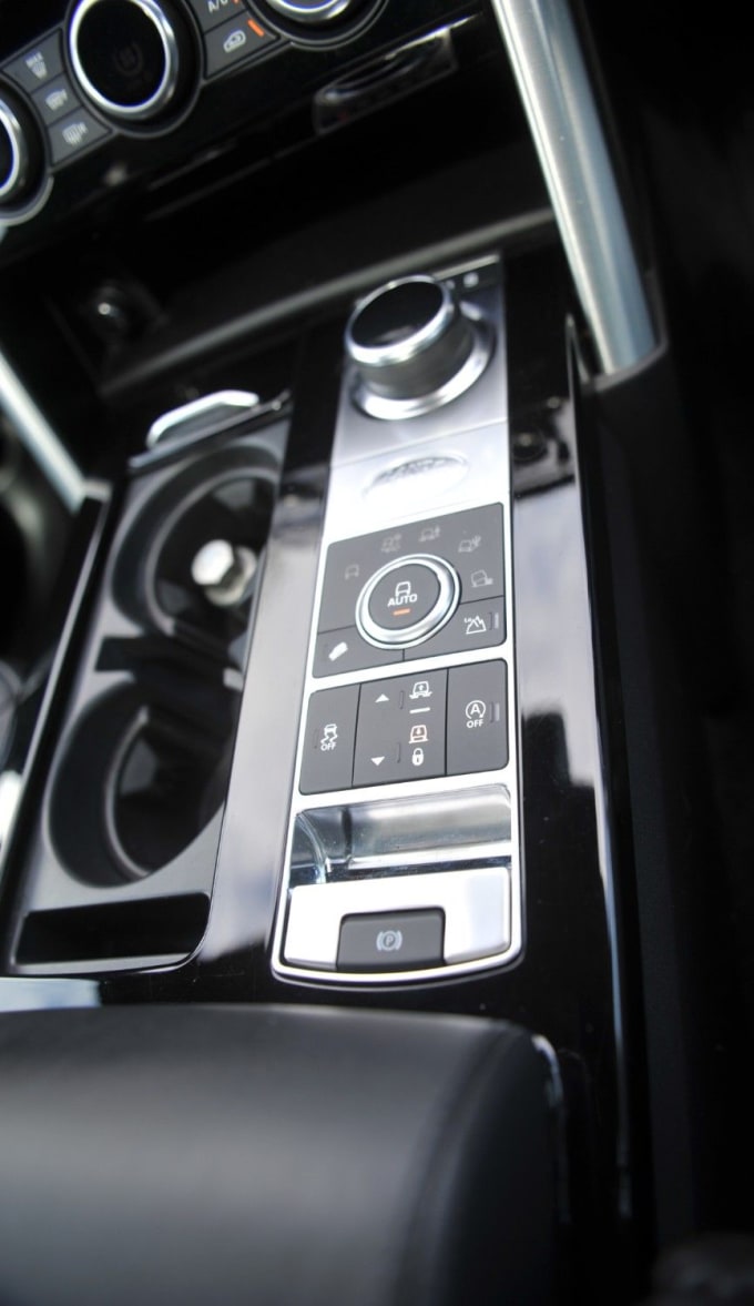 2025 Land Rover Discovery