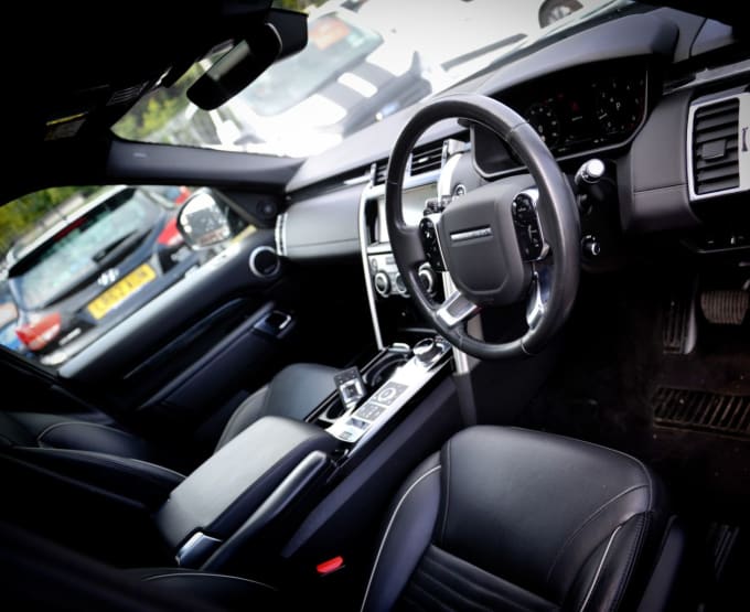 2025 Land Rover Discovery