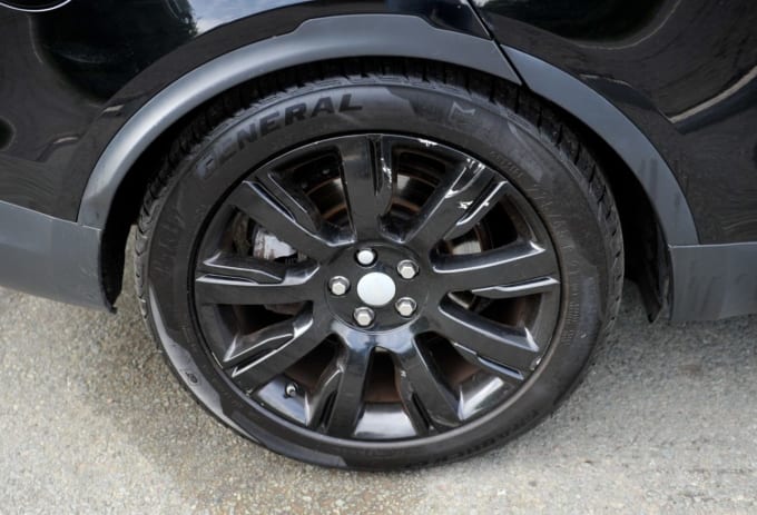 2025 Land Rover Discovery