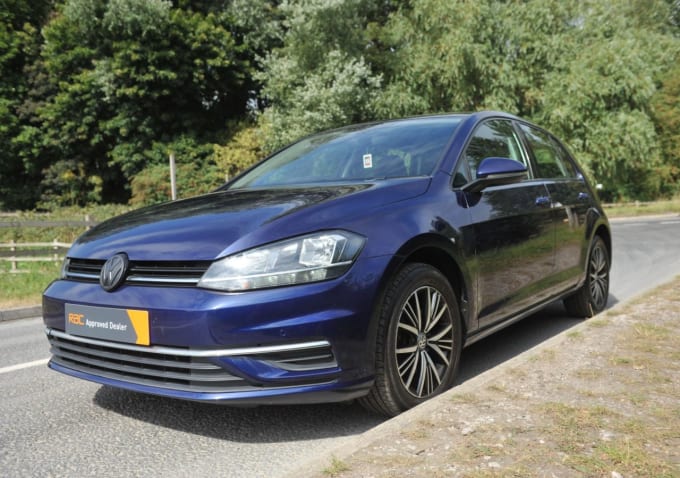 2025 Volkswagen Golf