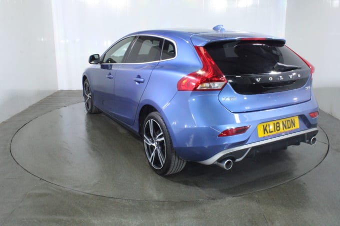 2018 Volvo V40