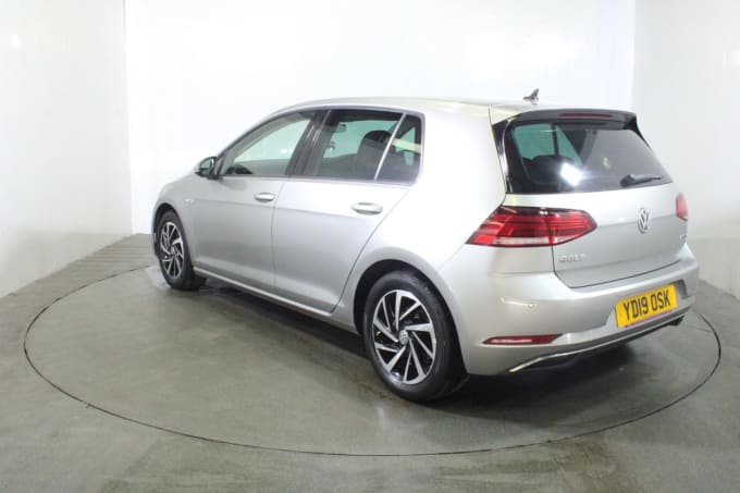 2024 Volkswagen Golf