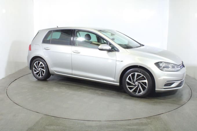 2024 Volkswagen Golf