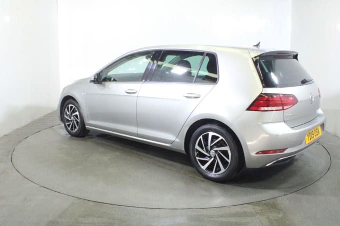 2024 Volkswagen Golf