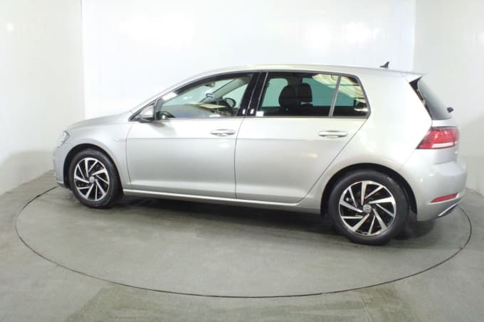 2024 Volkswagen Golf