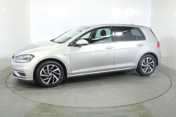 2024 Volkswagen Golf