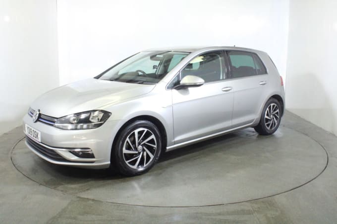 2024 Volkswagen Golf