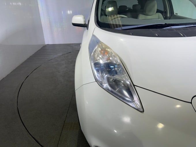 2025 Nissan Leaf