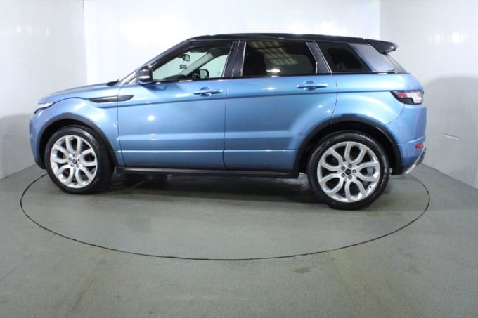 2025 Land Rover Range Rover Evoque