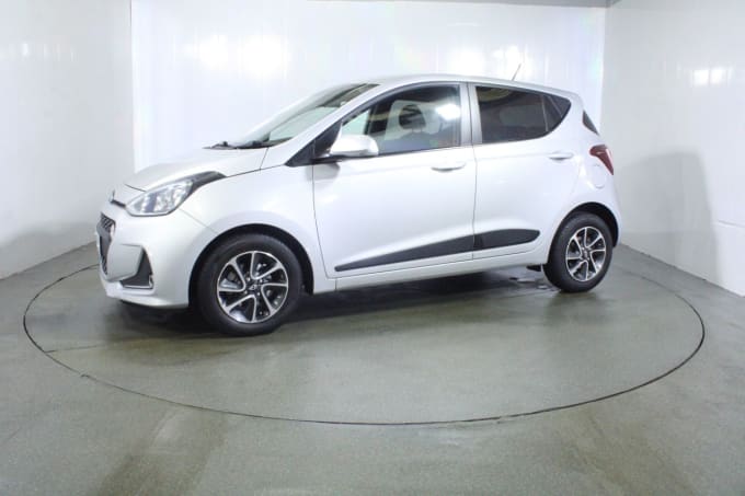 2025 Hyundai I10