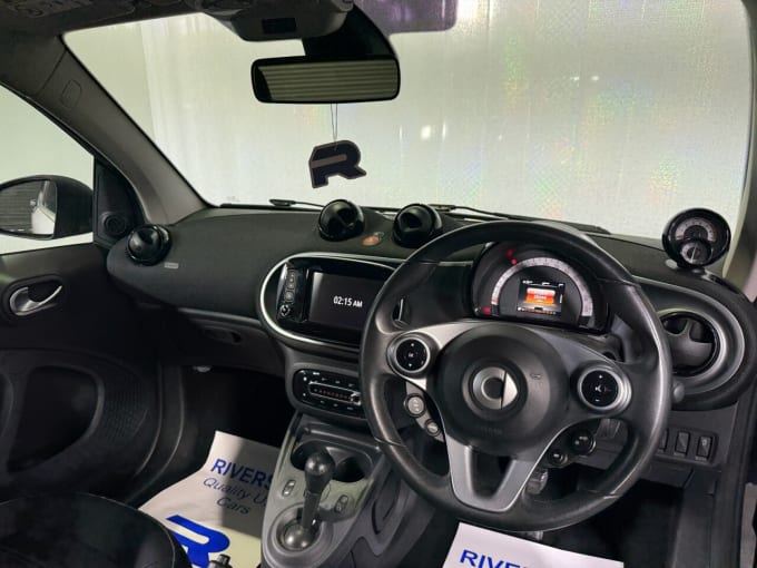 2025 Smart Fortwo