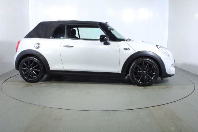 2025 Mini Convertible