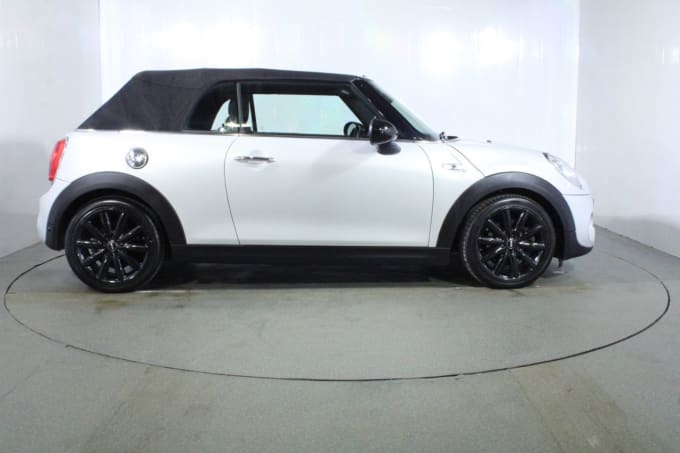 2025 Mini Convertible