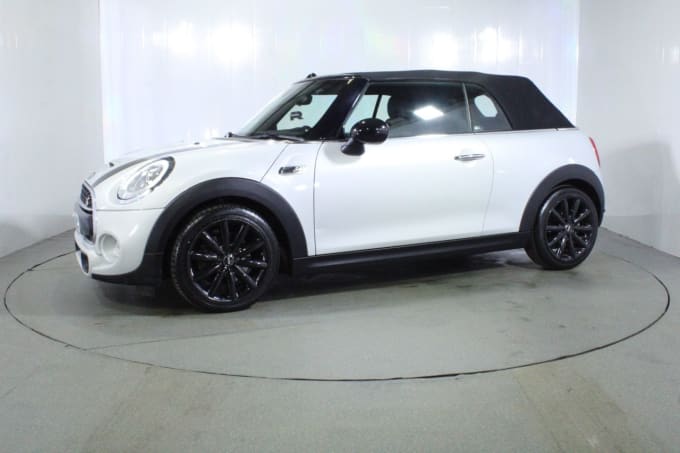 2025 Mini Convertible