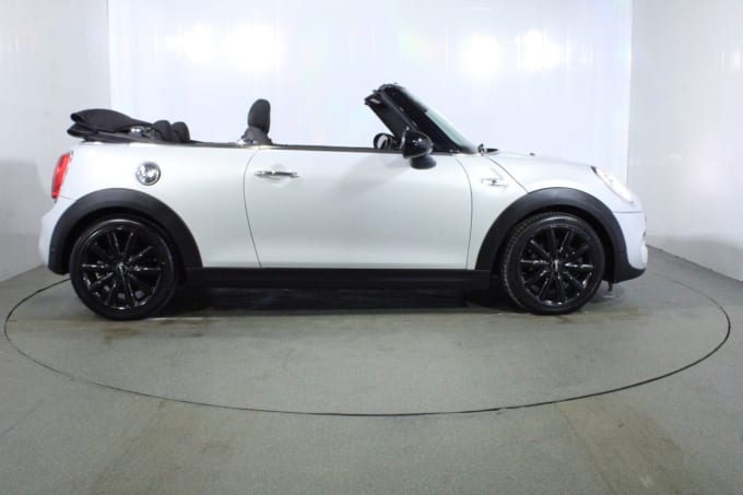 2025 Mini Convertible