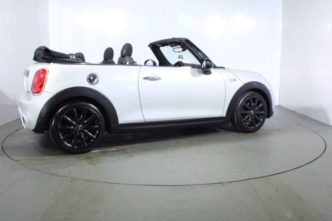 2025 Mini Convertible