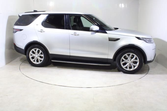 2025 Land Rover Discovery