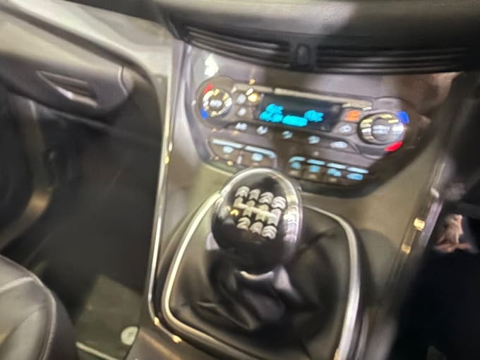 2025 Ford Kuga