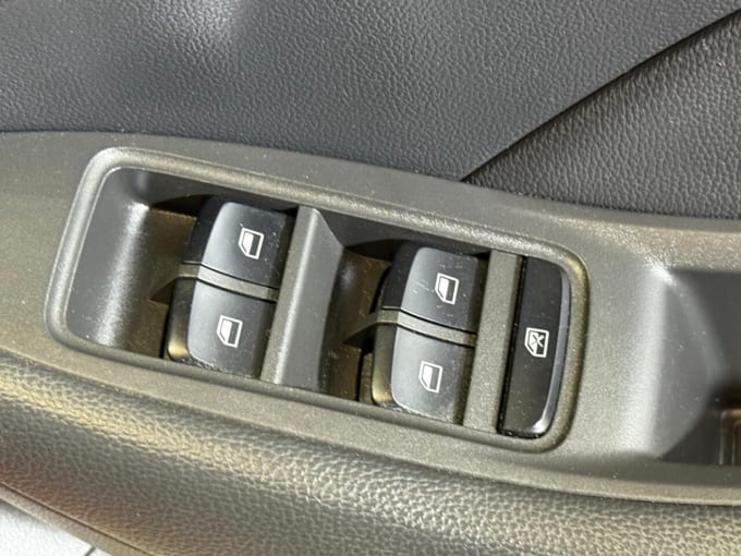2025 Mg Mg Zs