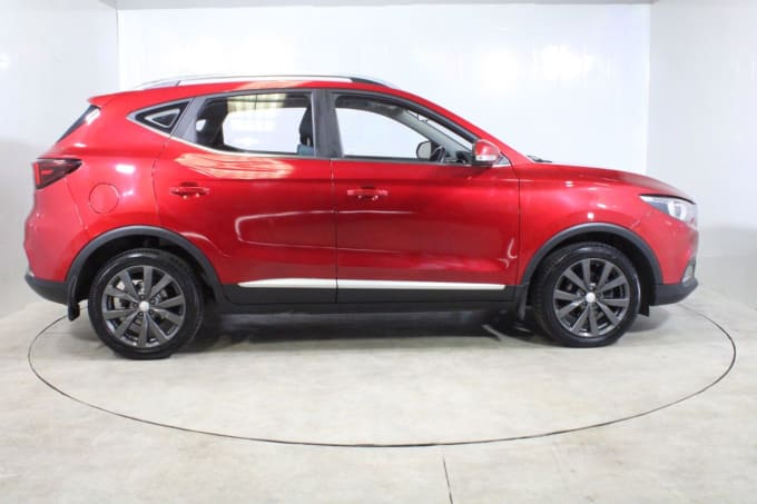 2025 Mg Mg Zs