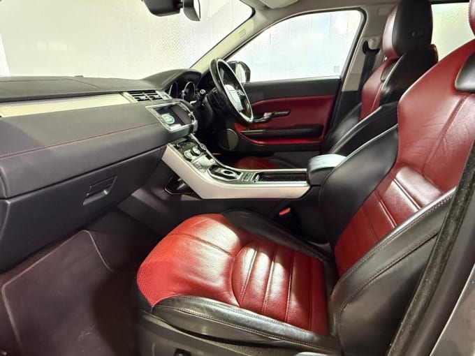 2025 Land Rover Range Rover Evoque