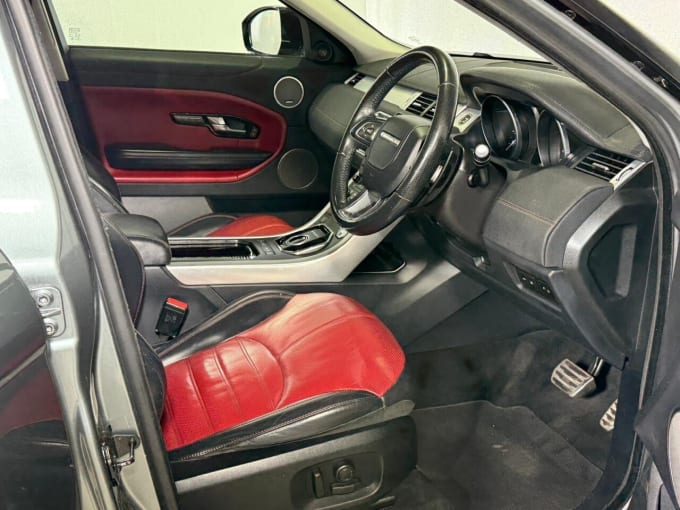 2025 Land Rover Range Rover Evoque
