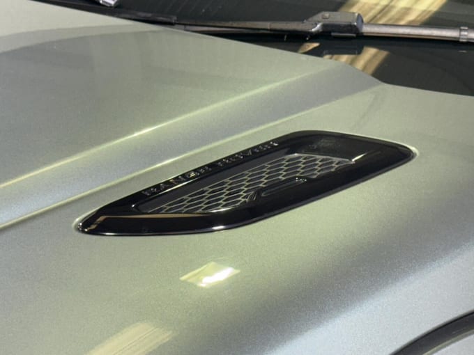 2025 Land Rover Range Rover Evoque