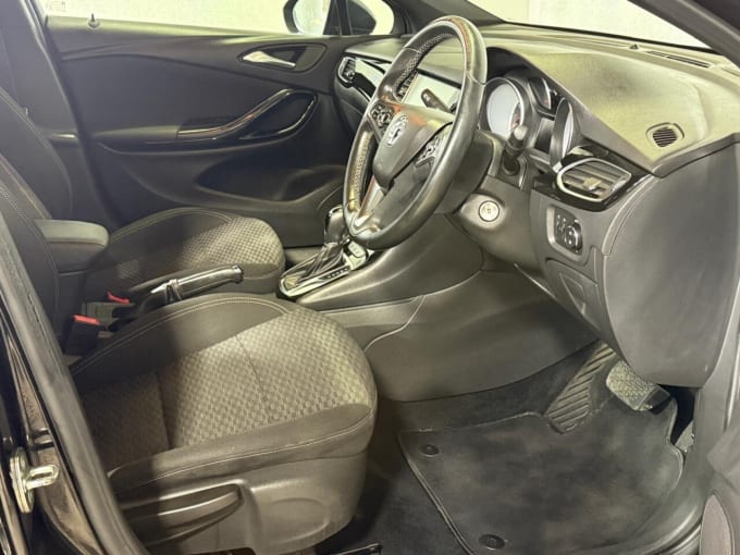 2025 Vauxhall Astra