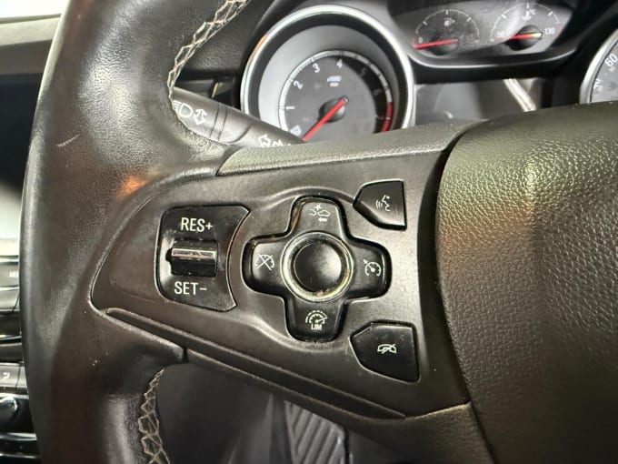 2025 Vauxhall Astra