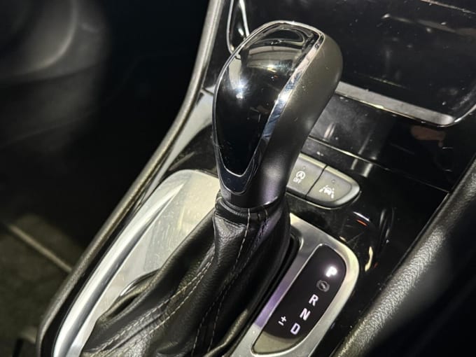 2025 Vauxhall Astra