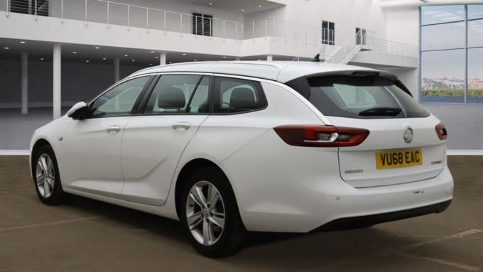 2025 Vauxhall Insignia