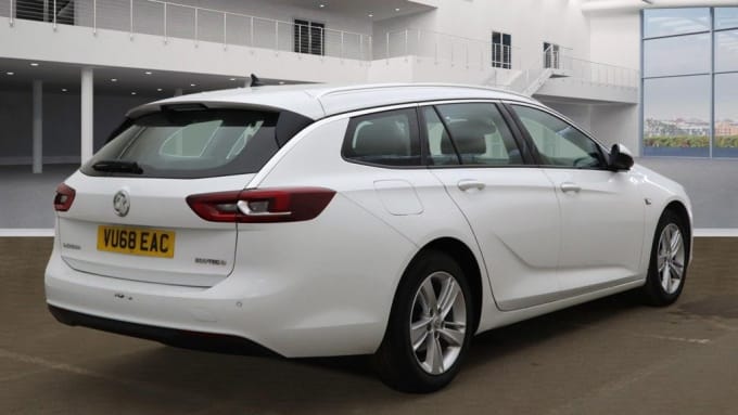 2025 Vauxhall Insignia