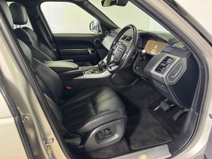 2025 Land Rover Range Rover Sport