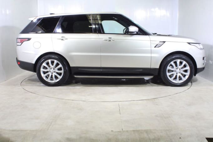 2025 Land Rover Range Rover Sport