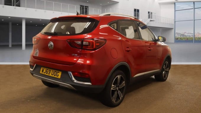 2025 Mg Mg Zs