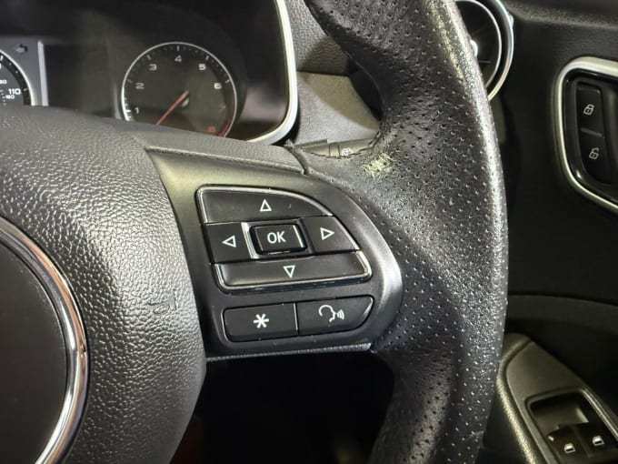 2025 Mg Mg Zs