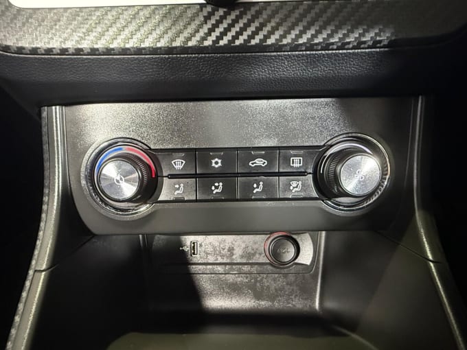2025 Mg Mg Zs