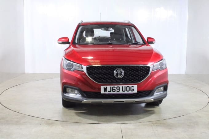 2025 Mg Mg Zs