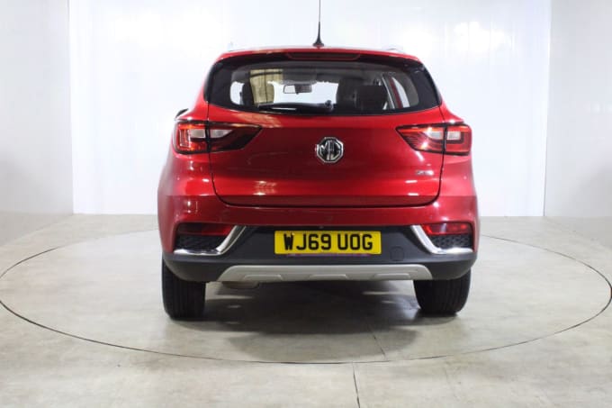 2025 Mg Mg Zs