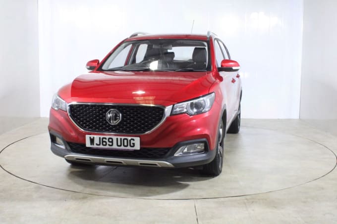 2025 Mg Mg Zs