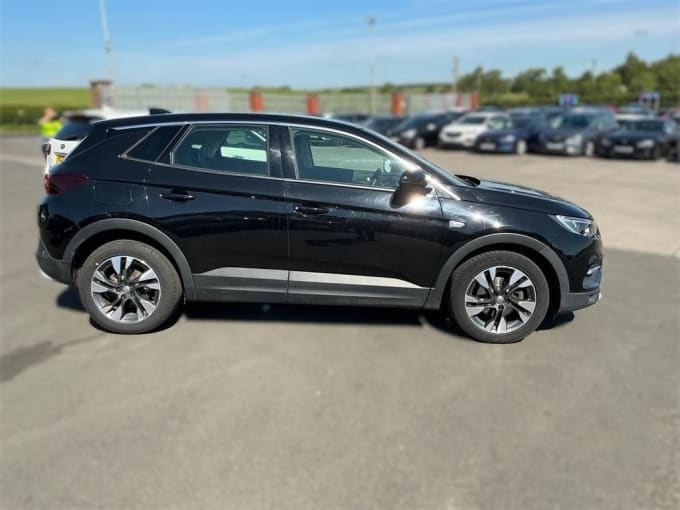 2025 Vauxhall Grandland X