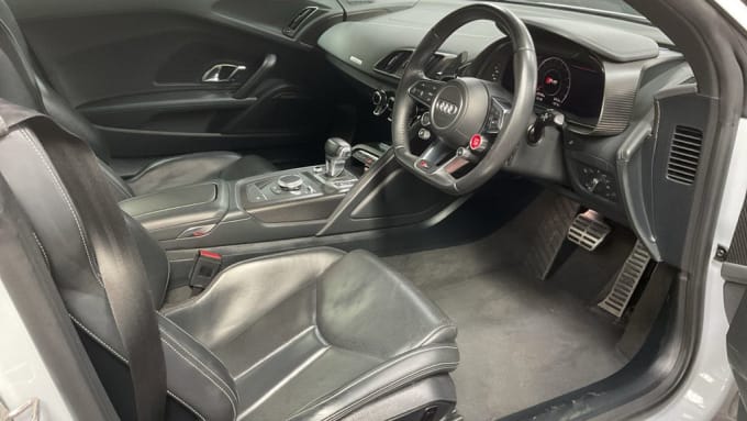 2025 Audi R8