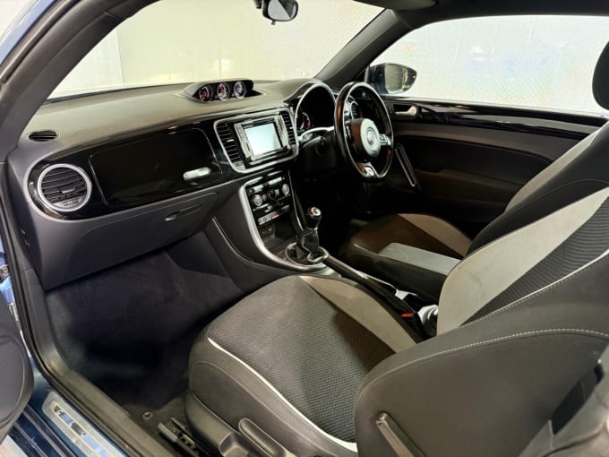 2025 Volkswagen Beetle