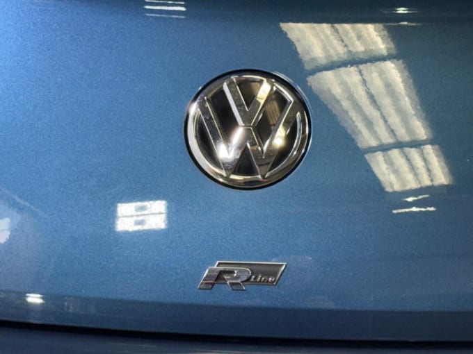 2025 Volkswagen Beetle