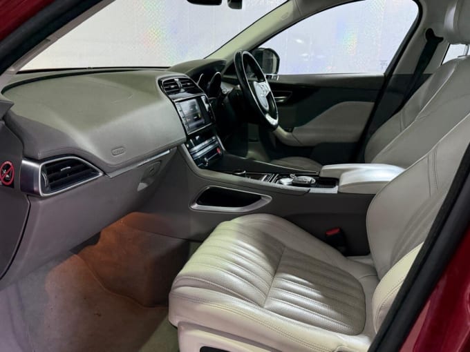 2025 Jaguar F-pace