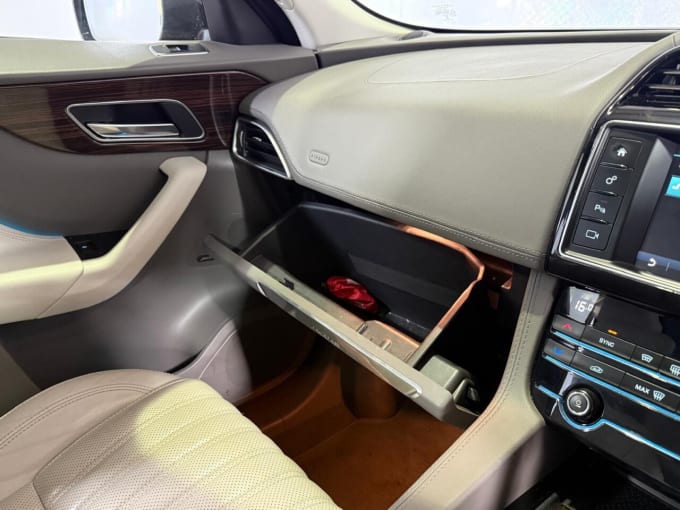 2025 Jaguar F-pace