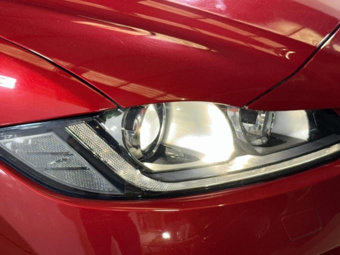2025 Jaguar F-pace